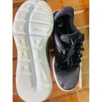 ราคา รองเท้ามือสอง ของแท้ สภาพสวย (18485278118)