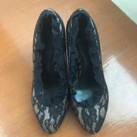 ราคา รองเท้าส้นสูง 3.5 นิ้ว Charles&Keith sz.36 สภาพดี ส่งต่อ 300 ส่งฟรี kerry (948504320)