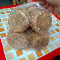 ราคา น้ำตาลอ้อยกะทิ ใส่งาดำ แท้ผลิตภัณท์ชุมชน 0.5 Kg.#น้ำอ้อยไทย #น้ำอ้อยก้อน #น้ำอ้อยแผ่น #น้ำอ้อย (48107337436)