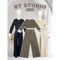 ราคา BT 04-1310 เซท 2 ชิ้น เสื้อเบเซอร์แขนยาว กระเป๋าหลอกกระดุมสีทองปั้มลาย พร้อมกางเกงขายาวแต่งกระดุมสีทอง มีซับใน (28025666897)