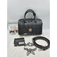 ราคา MCM ESSENTIAL BOSTON 9" (Used Like New) ของแท้100% (11102987014)