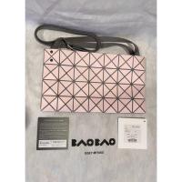 ราคา Bao Bao 4x7 crossbody - Like new (11923823299)