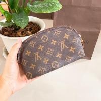 ราคา LV กระเป๋าเอนกประสงค์ มือสองของแท้ค่ะ (รบกวนทั่กแชทก่อนสั่งค่ะ) (10174331855)