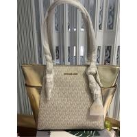 ราคา พร้อมส่ง Michael kors charlotte tote brown#35T0GCFT3B Large Top Zip Tote Bag In Brown (26606529456)