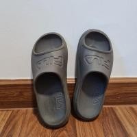 ราคา รองเท้าแตะ Fila แท้ สีเทา พื้นนิ่ม (27156788880)