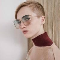 ราคา แว่นกันแดดแฟชั่น รุ่น SG014 diorsquare stellaire กรอบเหลี่ยม เลนส์ไล่สีทูโทน ⚡️สีใหม่ ปี2020⚡️ (3215242813)