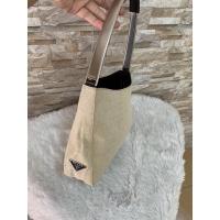 ราคา PRADA Pouch พอช มือสอง ของแท้ (8174076274)