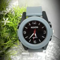 ราคา นาฬิกายาง Nixon สีเทา (4893618644)