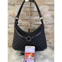 ราคา Gucci Shoulder bag มือสอง ของแท้ (21605007720)