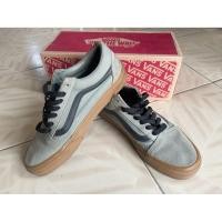ราคา vans old skool รองเท้าผ้าใบ มือสอง ไซส์ 37 สีเขียวขี้ม้าพร้อมกล่อง (43426686116)