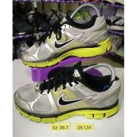 ราคา Nike แท้มือสองสวยค่ะ (455302205)