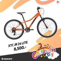 ราคา (ผ่อนชำระได้)​Giant XTC Jr (child)จักรยานเสือภูเขาเด็กที่เหมาะสำหรับการปั่นในทุกสภาพถนน XTC Jr 24 Lite Orange (5323517477)