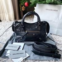 ราคา Very new‼️Balenciaga mini city ปี2020 อะไหล่ดำสวยงาม หมุดเล็ก สภาพสวยใหม่มากๆค่า ใช้ 2 ครั้งแล้วเก็บ หนั (9413448561)