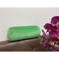 ราคา หมอนHuggie-สีเขียว หมอนเอนกประสงค์/หมอนอิง/หมอนรองคอ/หมอนรองขา จากยางพาราแท้ 100% (5540647258)