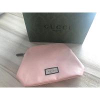 ราคา (NEW)กระเป๋า Gucci แท้จากช้อปiconsiamใส่เครื่องสำอางค์ มีใบเดียว เท่านั้นซีลพลาสติกแท้100% (22057996493)