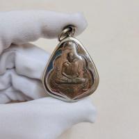 ราคา เหรียญหลวงพ่อกวย ชุตินธโร วัดโฆษิตาราม หลังหนุมานเชิญธง เหรียญที่ระลึกงานผูกพัทธสีมา พ.ศ.๒๕๒๑ (23843381820)