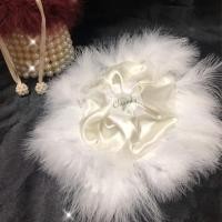 ราคา โดนัดมัดผมสีขาวขนนกฟรุ้งฟริ้ง ราคาต่อชิ้น (6933453963)