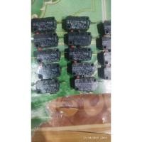 ราคา สวิทช์หม้อหุงข้าวsharpมือสองใช้งายได้ปกติมี2แบบสีดำและขาวสีดำ11aสีขาว16a (29980435851)