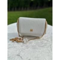 ราคา กระเป๋าสะพายข้าง Hanae Mori สีขาว มือสอง (41662437453)