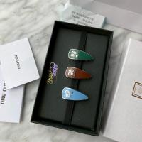ราคา ‼️พร้อมส่ง✨Miu Miu Enamelled Metal Hair Clips ของแท้100% Shop Fullset+copyrec ใบเสร็จครบ‼️✨ (44122799617)