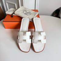 ราคา รบกวนสอบถามก่อนสั่งซื้อ‼️Like new‼️ Hermes oran sandal size 38 (พื้นประมาน 23-23.5 cm) สีดูผู้ดี สภาพสวยเลยค่า (26887905522)
