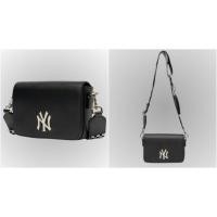 ราคา MLB NY DIA MONOGRAM EMBO UNISEX CROSSBODY BAG กระเป๋าสะพายข้าง ติดโลโก้ NY (40257413111)