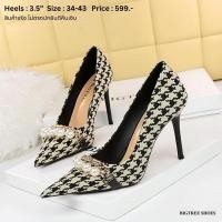 ราคา รองเท้าส้นสูงเบอร์42 (21477965020)