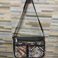 ราคา กระเป๋าสะพายข้าง Lesportsac แท้ มือสองสภาพสวย (6806660648)