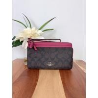 ราคา พร้อมส่งในไทย ของแท้ 100 % COACH Double Zip Wallet In Signature Canvas C5576 (กระเป๋าคล้องมือ2ซิป SizeL) (48956600830)