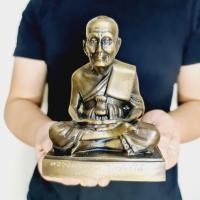 ราคา หลวงพ่อทวด วัดช้างให้ ปี2529 สีทองขัดเก่า ใต้ฐานบรรจุเหรียญหลวงปู่ทวด(หน้าตัก5นิ้ว สูง15ซม.)เนื้อทองเหลืองผสมชนวน (11979087071)