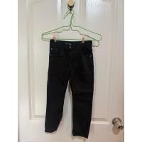 ราคา H&M กางเกงยีนส์เด็ก สีดำ สภาพดีมากกก size110 หรือ 4-5y (40851465634)