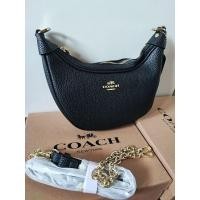 ราคา กระเป๋าสะพายข้าง ทรงโค้ง สีดำ ขนาด 9 นิ้ว coach (23618902669)