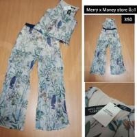 ราคา ชุดเข้าเซต มือ1 งานป้าย Merryx money store (S) ผ้าชีฟอง ลายดอกไม้ สวยมากๆเลยค่ะ (6942289576)