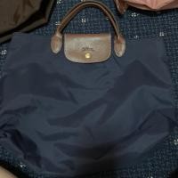 ราคา กระเป๋า longchamp มือสอง เเท้100% สีน้ำเงิน (9818831120)