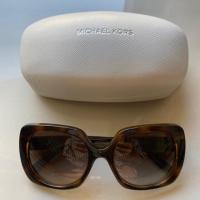 ราคา แว่นกันแดด MICHAEL KORS ของแท้ หิ้วมาเอง (3417320742)