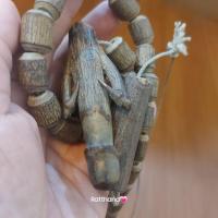 ราคา ปลัดขิก ไม้พญาท้าวเอว หรือไม้เขยตายพร้อมลูกสะกด เต็มชุด หลวงปู่เมฆ วัดลำกระดาน จ.ปทุมธานี ขนาด 4.5 นิ้ว ทำจากไม้เขยตาย (20878328949)