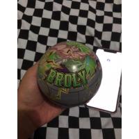 ราคา กล่องเหล็ก+ผ้าขนหนูโบลี่ Broly Dragonball มือสอง ของแท้ มีรอยบุบเล็กน้อย เอาไปตั้งโชว์สวยๆ (26332515568)