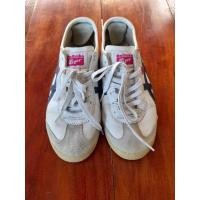 ราคา รองเท้าผ้าใบ onitsuka tiger size 39.5 ของแท้100% (10300724579)