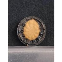 ราคา พระกำแพงงบน้ำอ้อย หลวงปู่สิงห์ เขมจิตโต วัดป่าตะแบง จ.นครราชสีมา (27457366604)