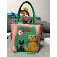 ราคา Kloset กระเป๋า ขนาด8*8 มือสองส่งต่อ สภาพใหม่มากค่ะ (41625135141)