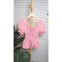 ราคา เสื้อแขนตุ๊กตา คอกว้าง ลายดอกไม้ สม็อคช่วงตัว มีโบว์ด้านหน้า ใส่แล้วผอมดูตัวเล็ก น่ารักสุดๆ (8467967175)