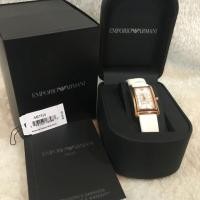 ราคา Used !!! ARMANI - AR7314 นาฬิกาผู้หญิง ตัวเรือนสี Rose gold สายหนังสีขาว ขนาดหน้าปัด 23*30 mm ประดับ Crystal (2079892722)