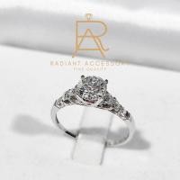 ราคา แหวนเงินแท้ชุบทองคำขาว ฝังเพชร Moissanite เม็ดชู 1 กะรัต (23647197518)