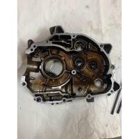 ราคา แคร้งกลางฝั่งขวา( R )เวฟ125 R S X Honda wave125 ไม่มีแตก (มีรับประกัน) มือสองแท้ (27887459043)