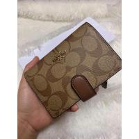 ราคา Coachแท้มือสองสภาพดี (3368347004)