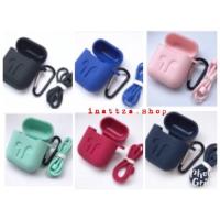 ราคา <พร้อมส่ง>เคสซิลิโคนแอร์พอทพร้อมห่วงคล้องและสายรัด (silicone case and key chain apple airpods) (1396006956)