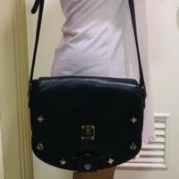 ราคา กระเป๋าสะพายหนัง#MCMมือ2 ของแท้100% (2702240442)