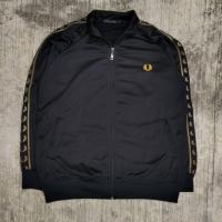 ราคา FredPerry Tracktop** (55606802113)