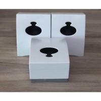 ราคา ⏩️กล่องทิชชู่ ใช้สำหรับใส่กระดาษทิชชู่แบบแผ่นป๊อบอัพ ผลิตจากพลาสติก -ขนาดสินค้า 11.5×14×7cm (20684807247)