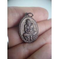 ราคา เหรียญหลวงปู่ทวด พระอาจารย์แดง วัดป้อมรามัญ อยุธยา ปี 55 (40779093915)